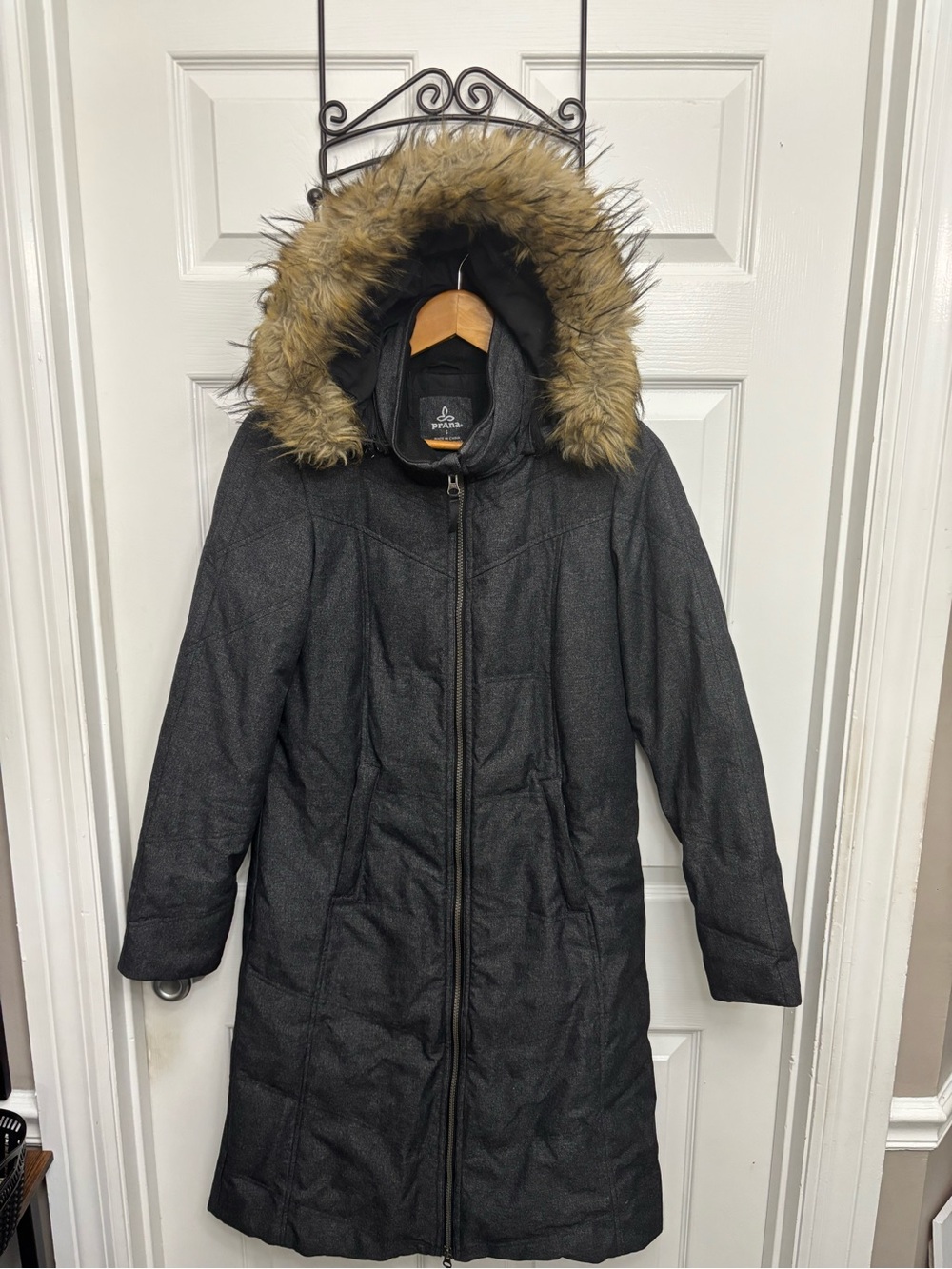 prAna Women's Charcoal Full Length Winter Coat w/Removable Faux Fur Hood